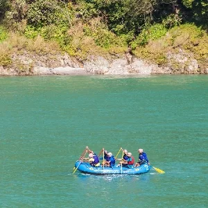 Thumbnail - River rafting in Rishikesh