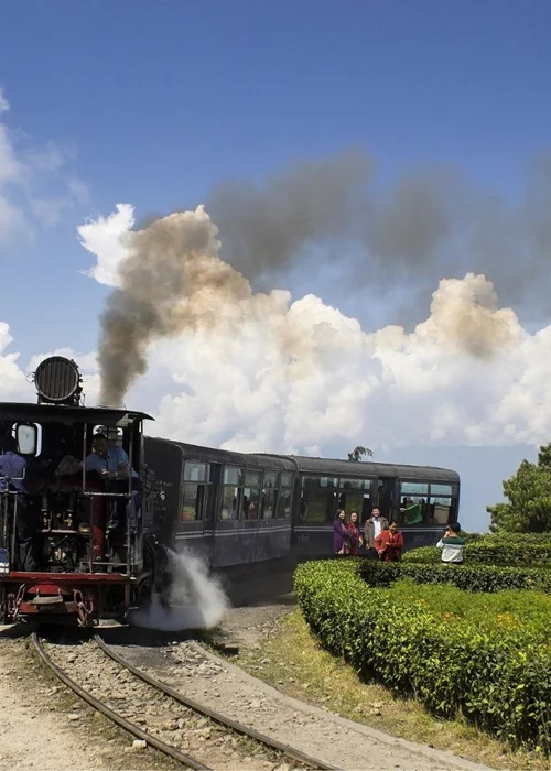 Darjeeling Himalayan tour packages West Bengal